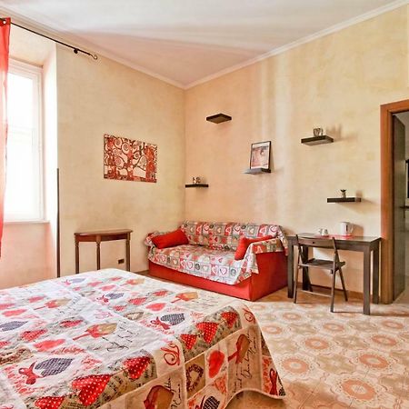 Affittacamere San Pietro Resort ローマ エクステリア 写真
