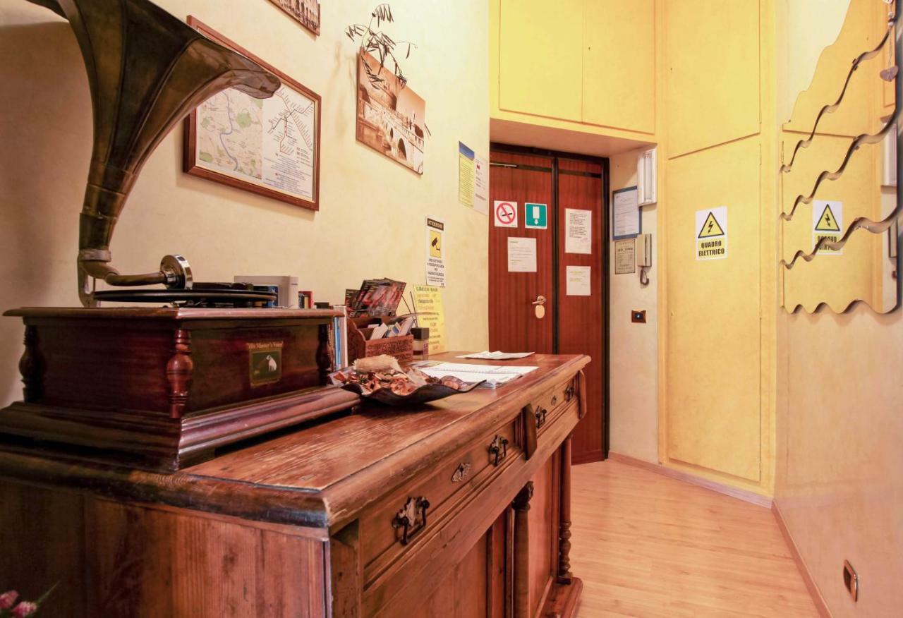 Affittacamere San Pietro Resort ローマ エクステリア 写真